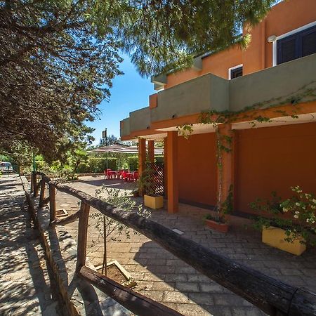 Appart Hotel Residence Villasimius Extérieur photo