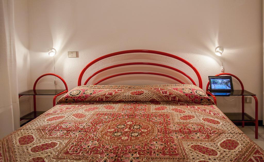 Appart Hotel Residence Villasimius Extérieur photo
