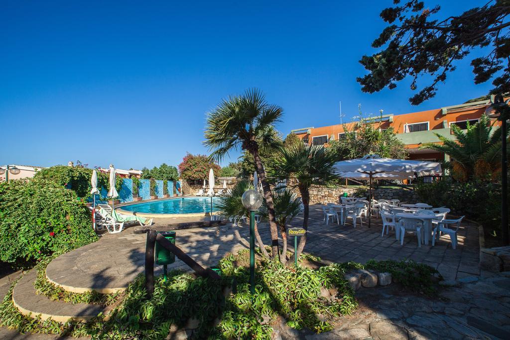 Appart Hotel Residence Villasimius Extérieur photo